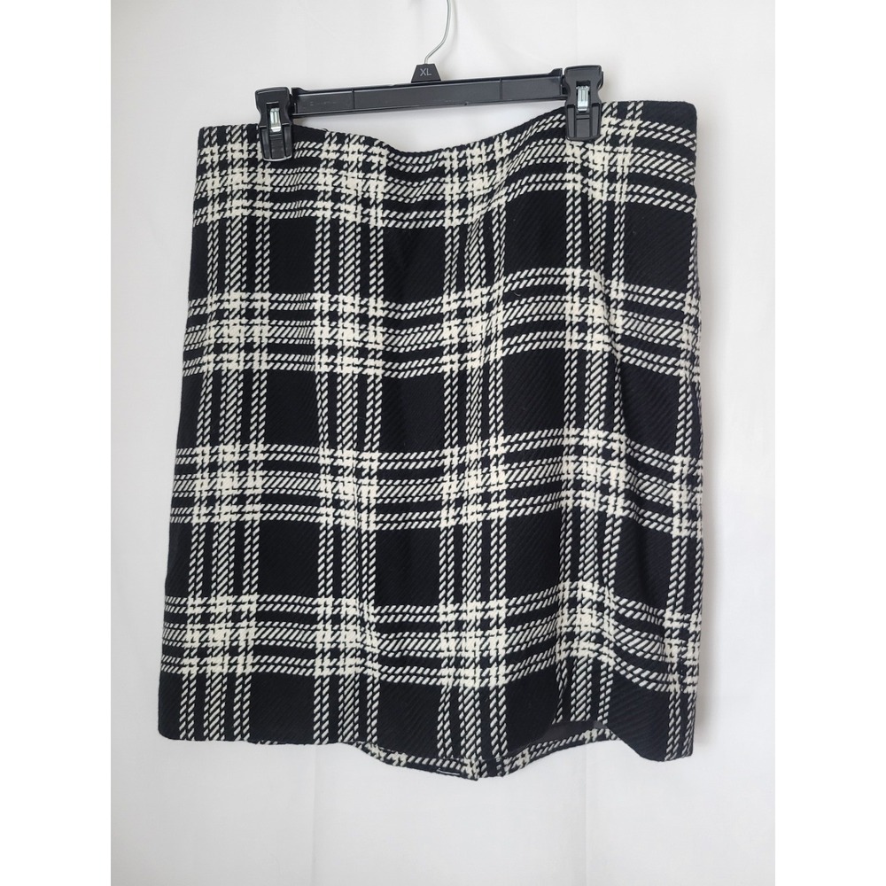 Talbots Black White Plaid Mini Skirt Women's Size 14 Back Zip Above Knee